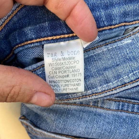 Rag & Bone Asymmetrical Hem Skinny Jeans Medium Light Wash Size 26 - Picture 7 of 8